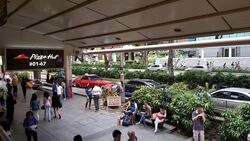 Lucky Plaza (D9), Shop House #582263441